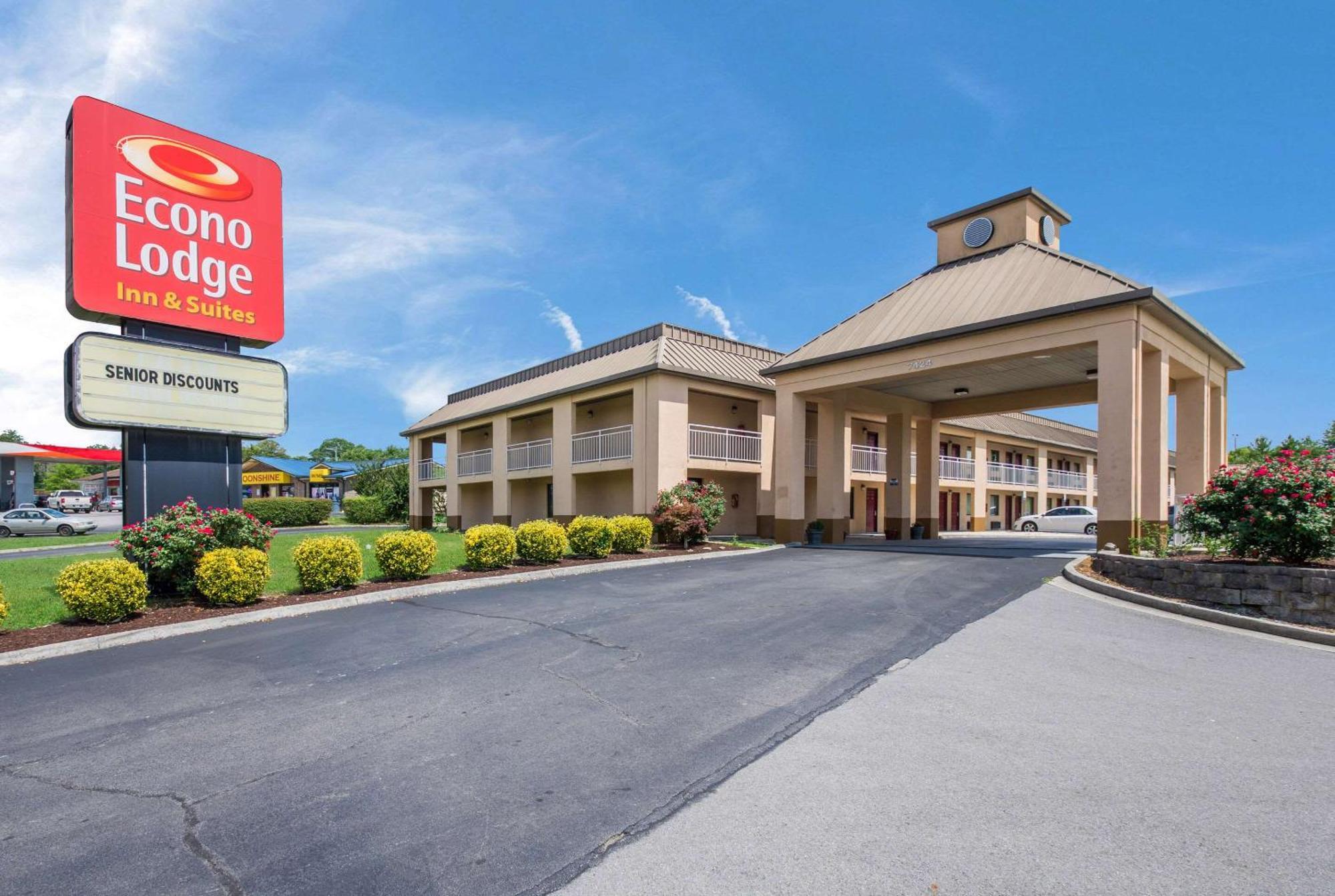 Econo Lodge Inn & Suites East Knoxville Exterior foto