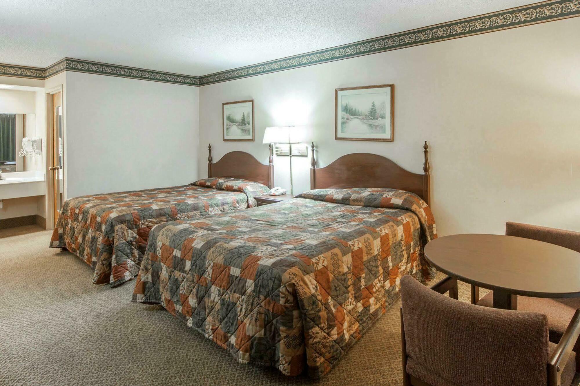 Econo Lodge Inn & Suites East Knoxville Exterior foto